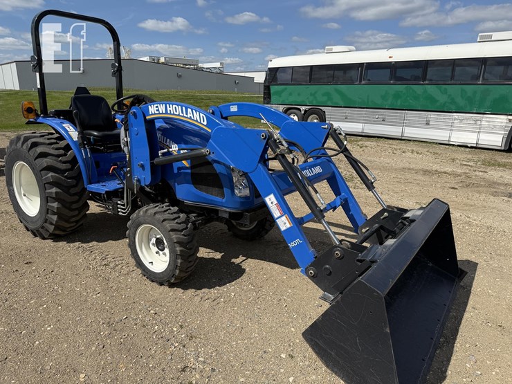 2022-new-holland-workmaster-35-image-1