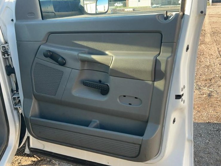 2007-dodge-ram-3500-image-48