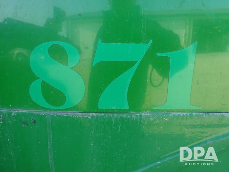 2019-john-deere-f4365-image-118