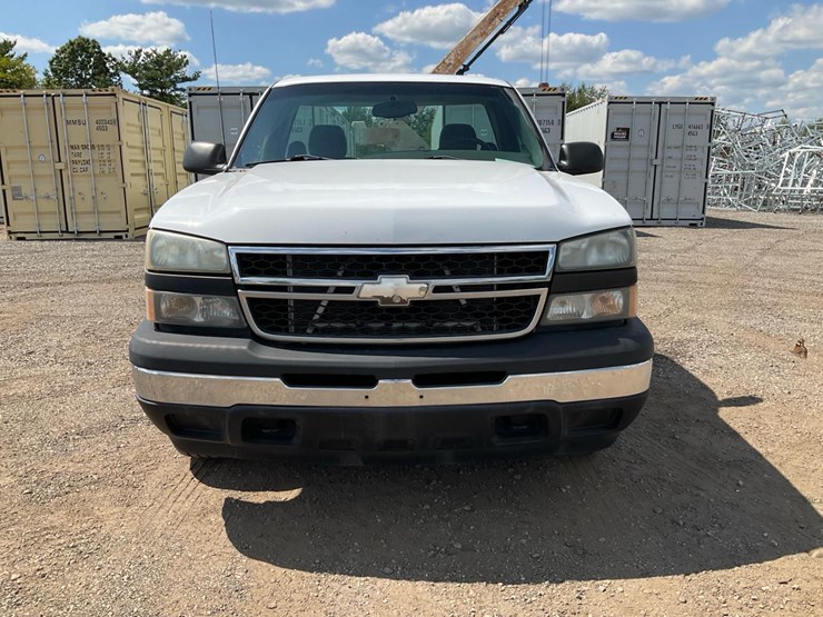 2006-chevrolet-k1500-image-8