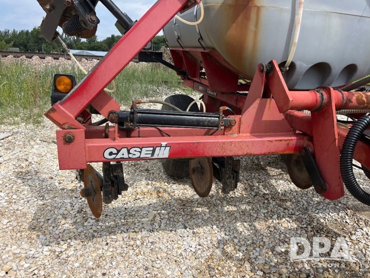 case-ih-2800-image-14