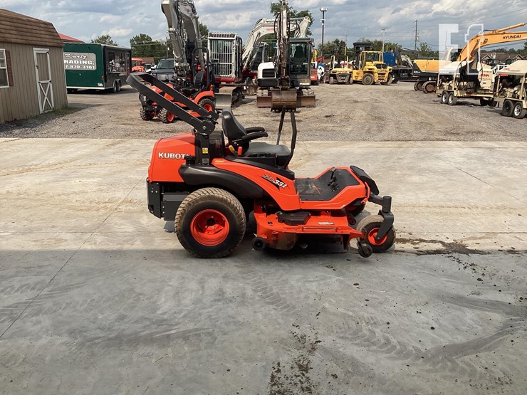 2015-kubota-zd331-image-5