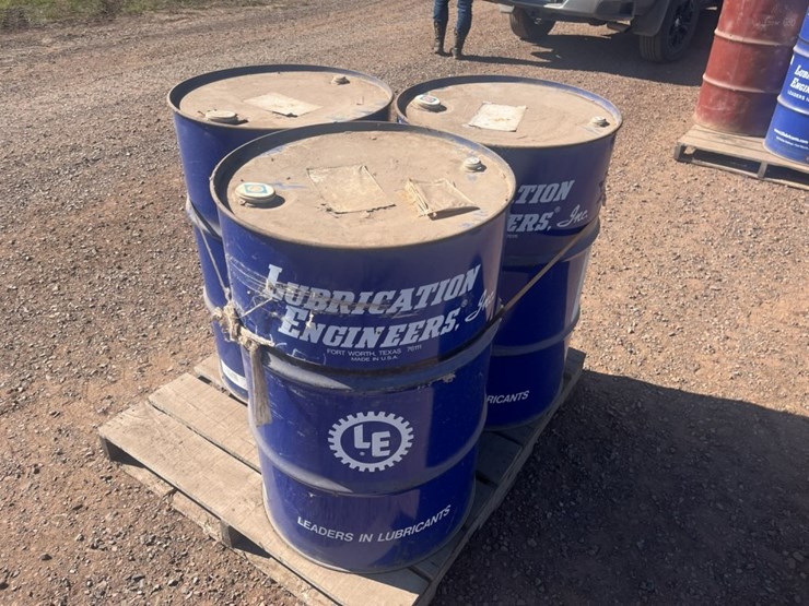 #1571-•-(3)-oil-barrels-image-3