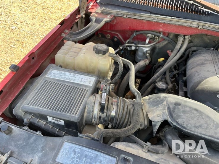 2004-chevrolet-2500hd-image-69
