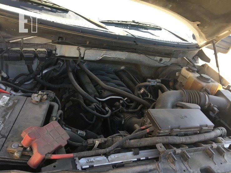 2013-ford-f150-xlt-image-10