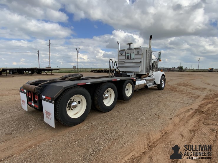 2008-kenworth-w900-image-5