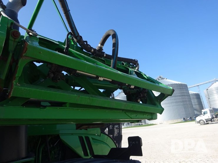 2020-john-deere-f4365-image-77