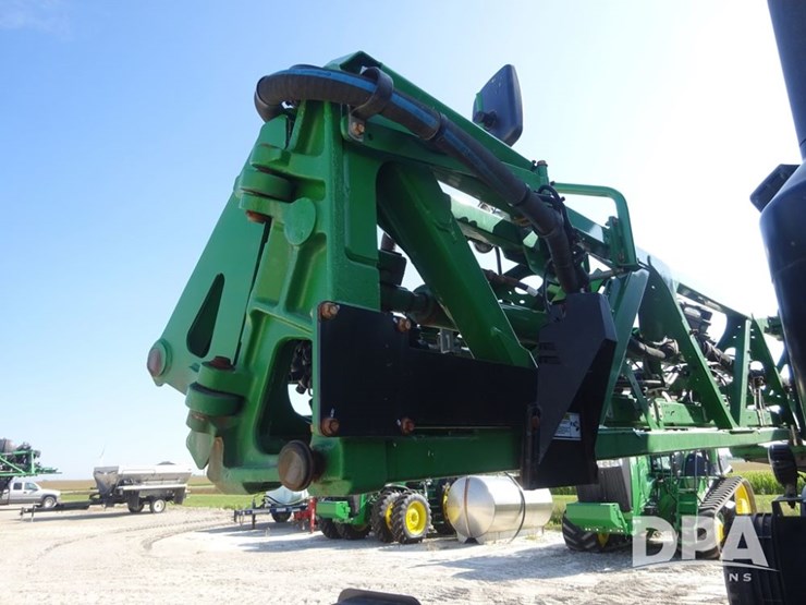 2020-john-deere-f4365-image-79