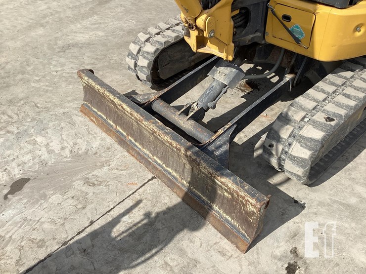 2022-kobelco-sk35sr-6e-image-12