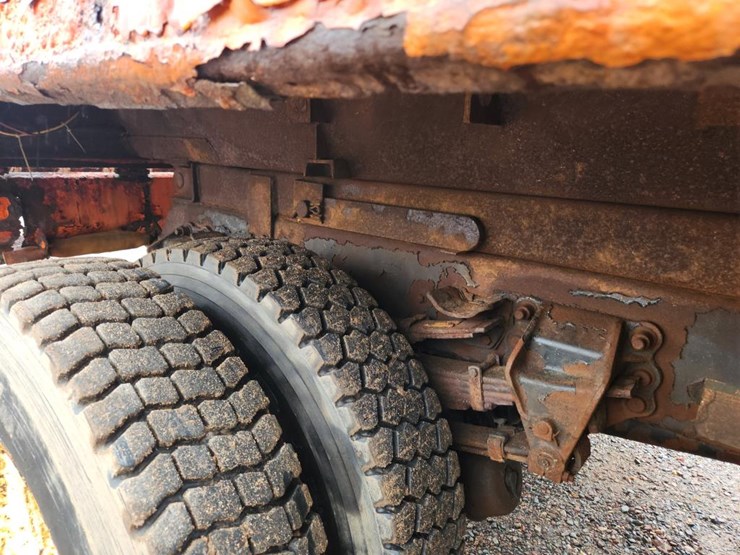 #1648-•-sterling-single-axle-patrol-truck-image-50