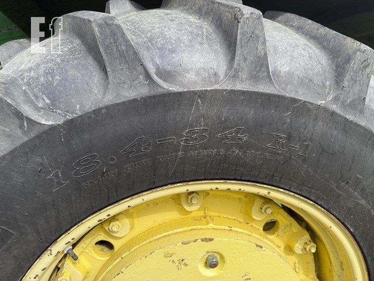 john-deere-4440-image-10