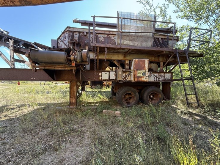 #1604-•-telsmith-20’x6’-towable-screener-image-2
