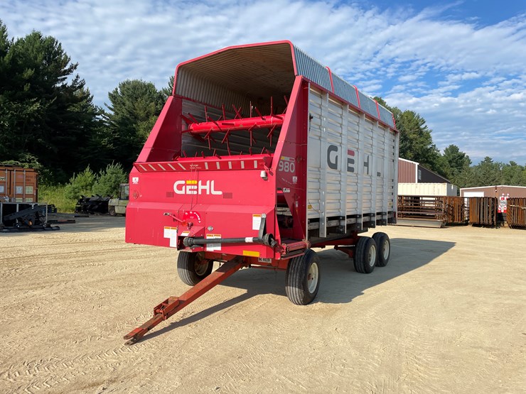 gehl-980-image-1