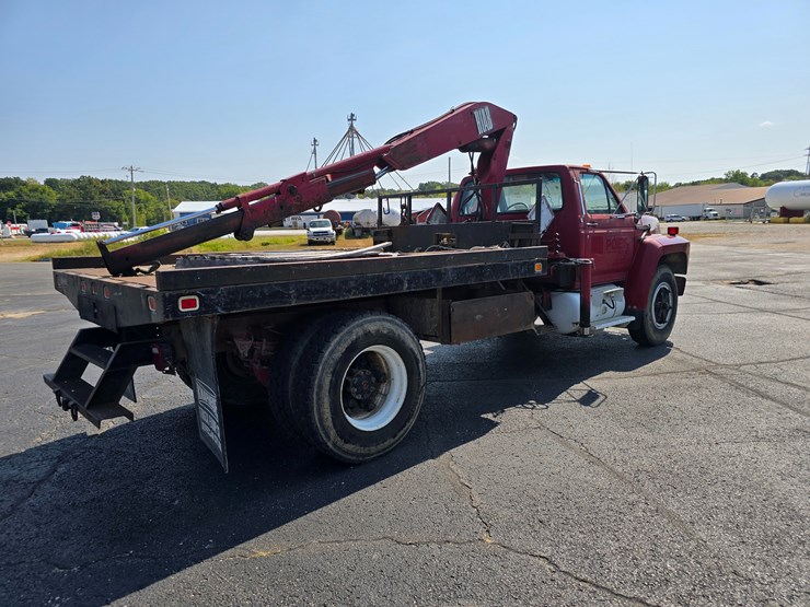 1990-ford-f800-image-22