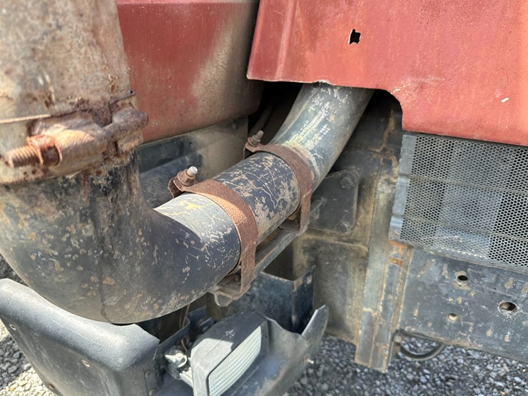 #32184-•-inop-case-international-7140-tractor-image-45