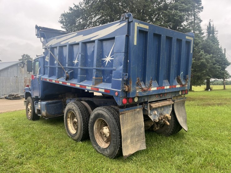 1986-mack-dm686s-image-3