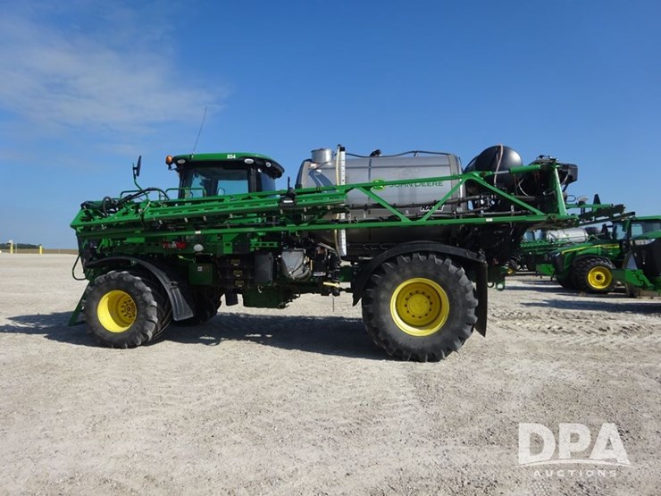 2020-john-deere-f4365-image-40