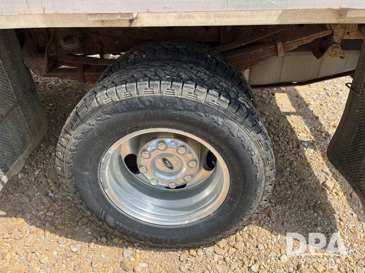 2006-ford-f350-xlt-image-24