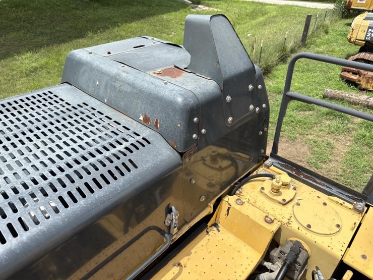 2015-komatsu-pc490-lc-11-image-42