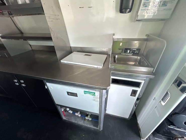 2021-mercedes-benz-sprinter-4500-image-20