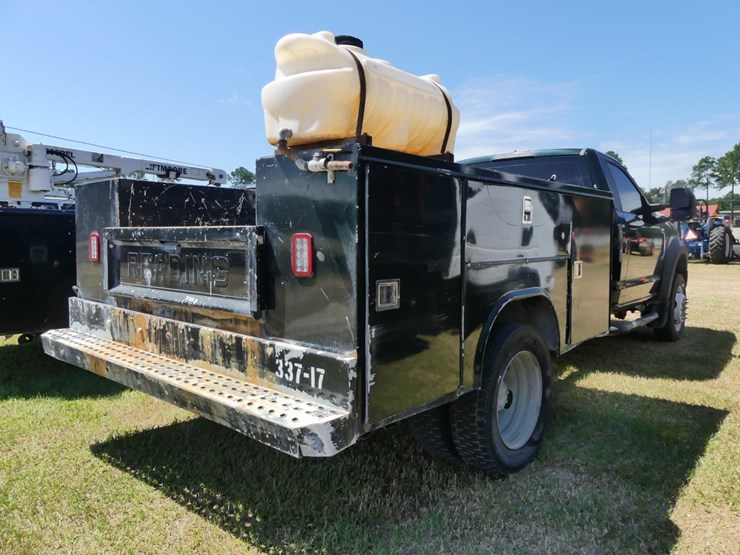 2017-ford-f450-xl-image-3