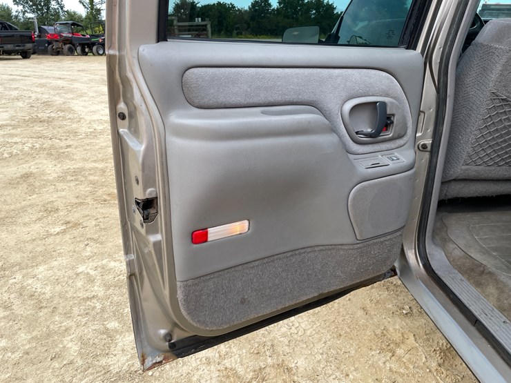 1999-gmc-2500-image-36