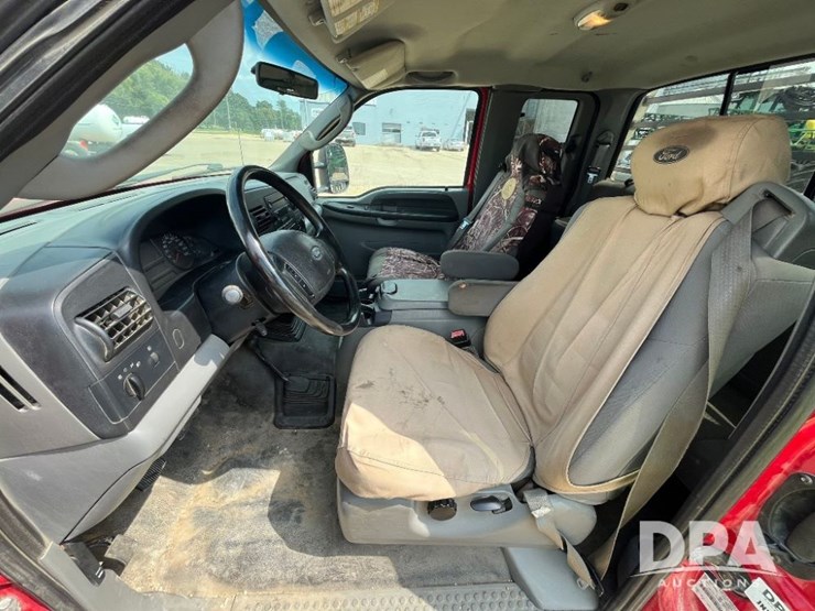 2006-ford-f350-xlt-image-30