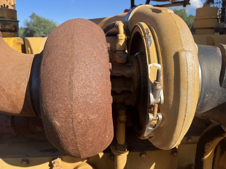 #1622-•-cummins-turbo-diesel-image-12