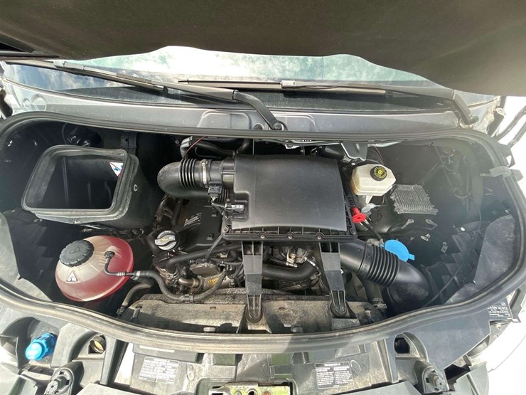 2021-mercedes-benz-sprinter-4500-image-7