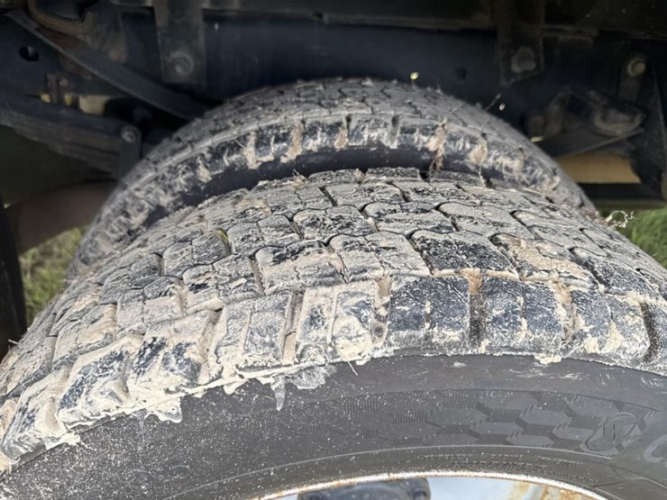 2020-ford-f550-image-57