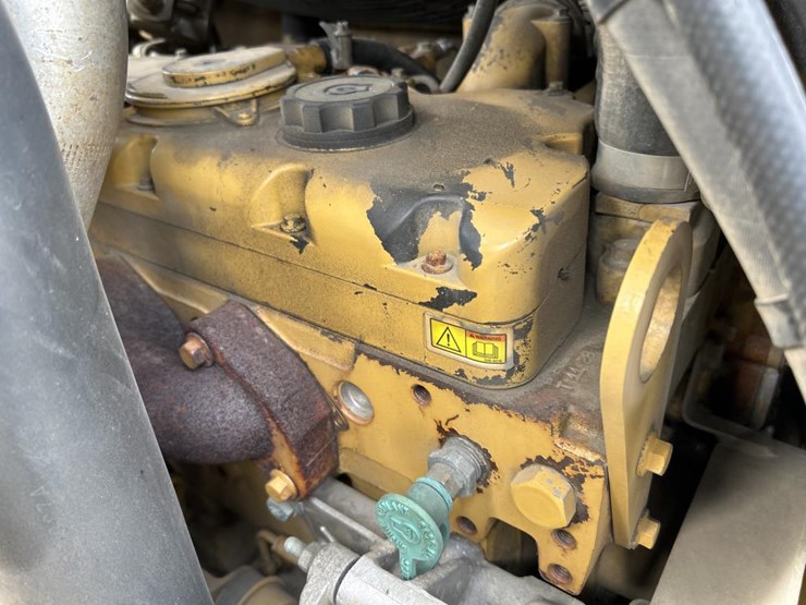 caterpillar-cb54-image-36