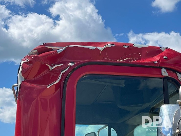 2007-freightliner-columbia-truck-(jn2954,-unit-2158)-image-31