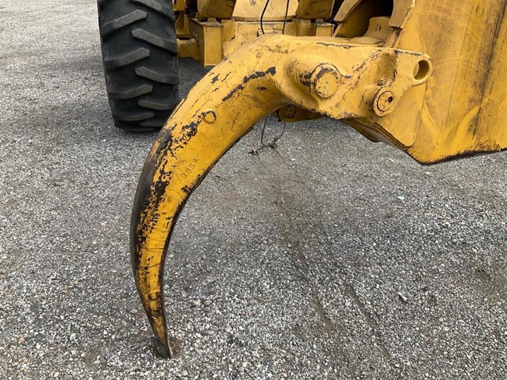 1985-deere-648d-image-45