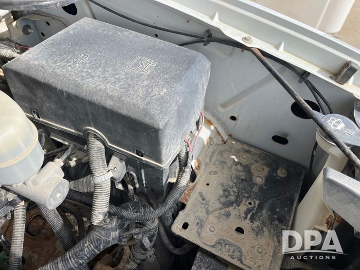 2012-gmc-3500hd-image-58