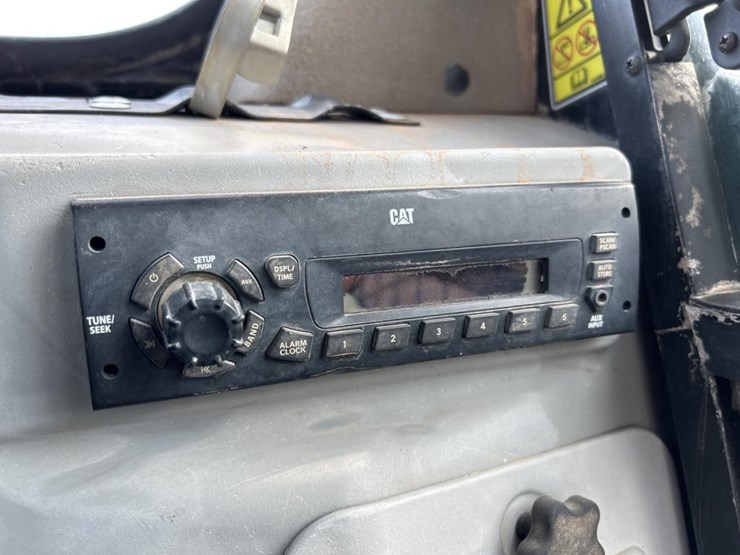 caterpillar-279c2-image-40