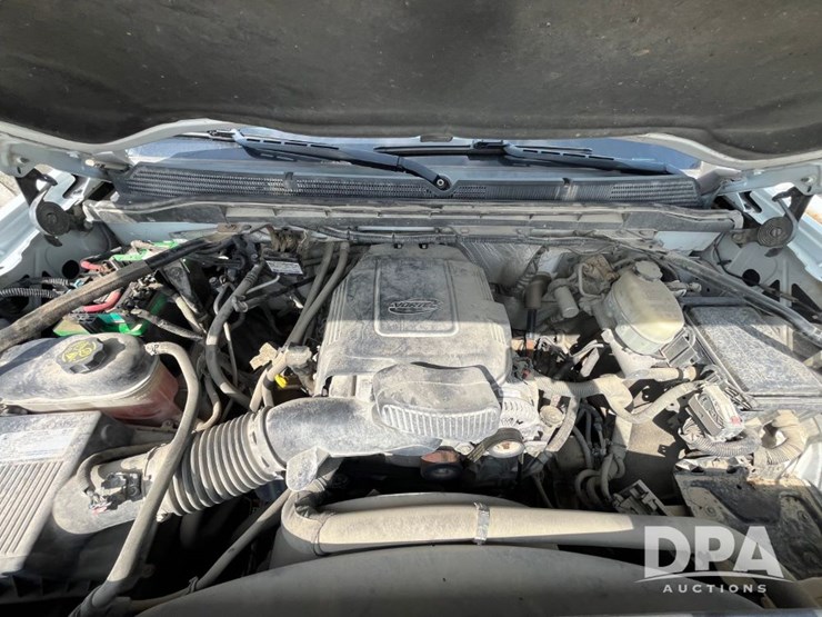 2017-gmc-3500-image-44