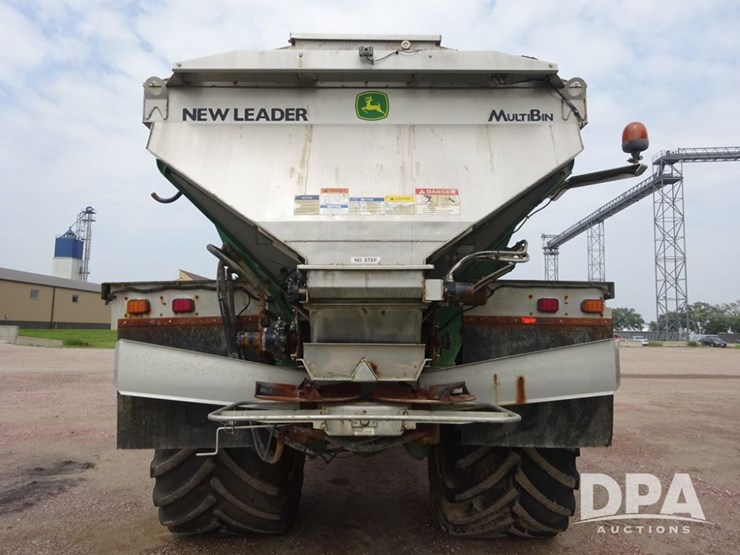 2019-john-deere-f4365-image-66