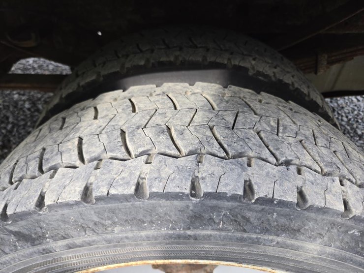 2006-ford-f550-image-63