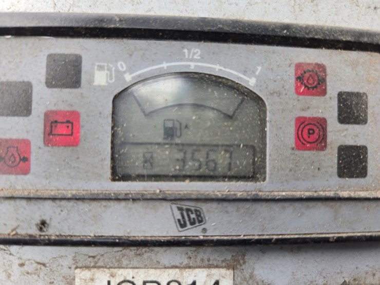 2010-jcb-180-image-46
