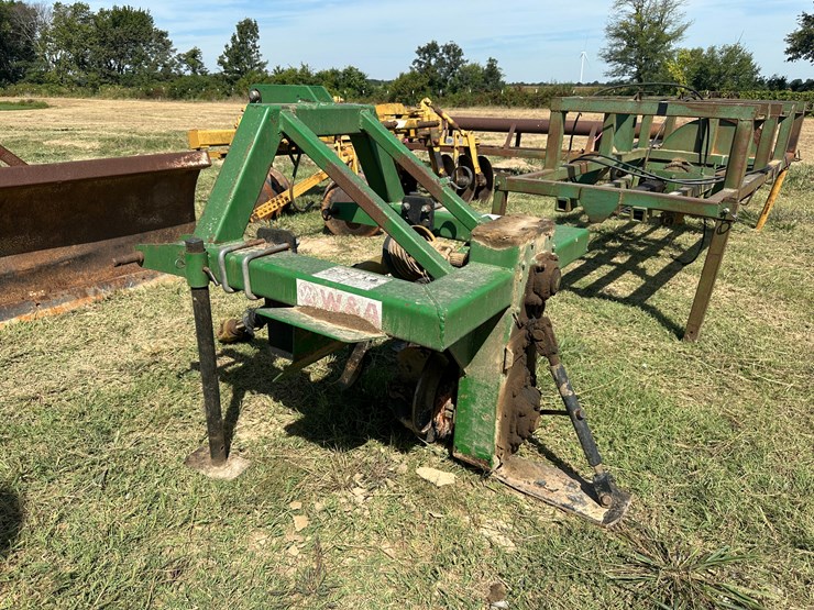 #32165-•-w&a-pto-ditcher-image-4