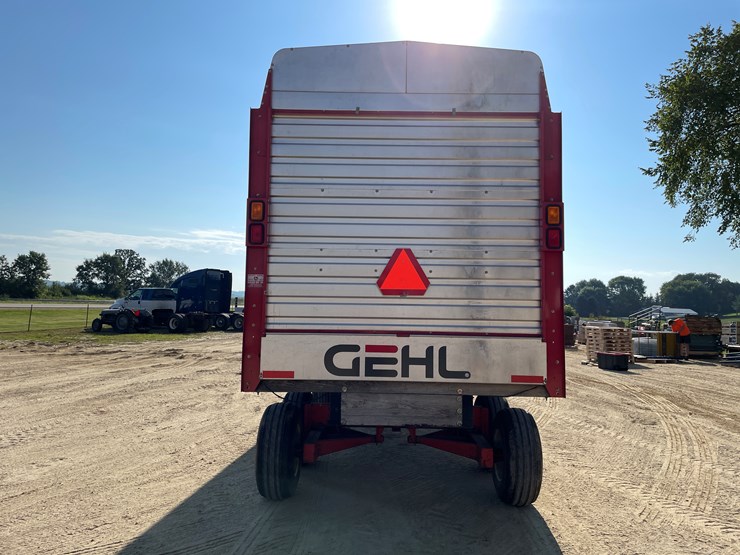 gehl-980-image-6