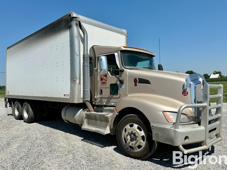 2013-kenworth-t660-image-3