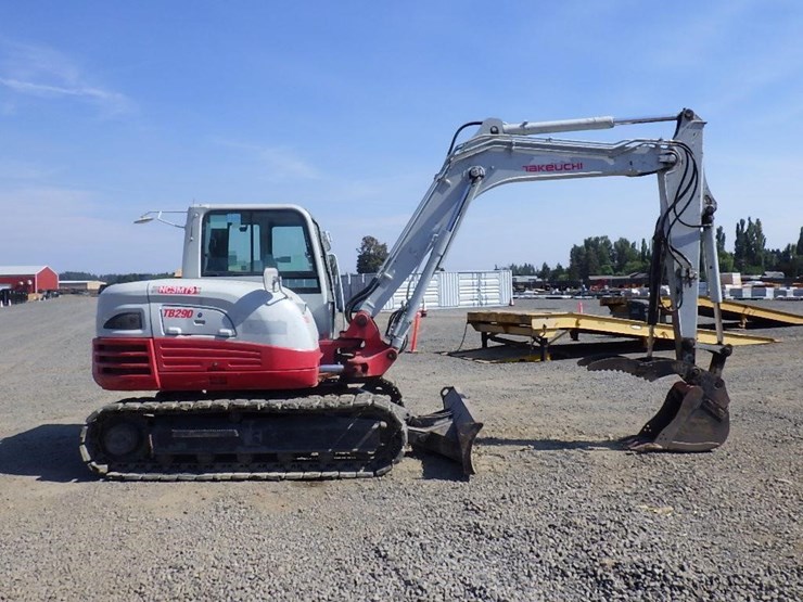 2017-takeuchi-tb290-image-3