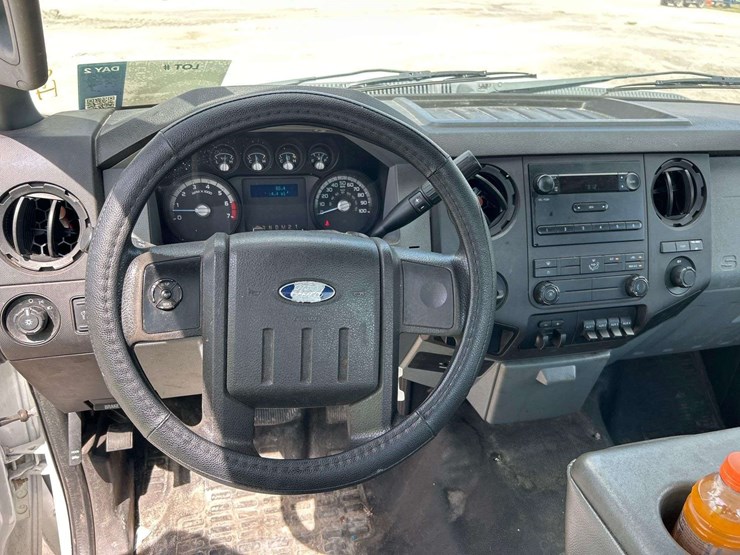2012-ford-f350-image-10