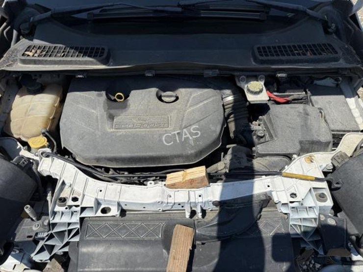 2013-ford-escape-titanium-image-10