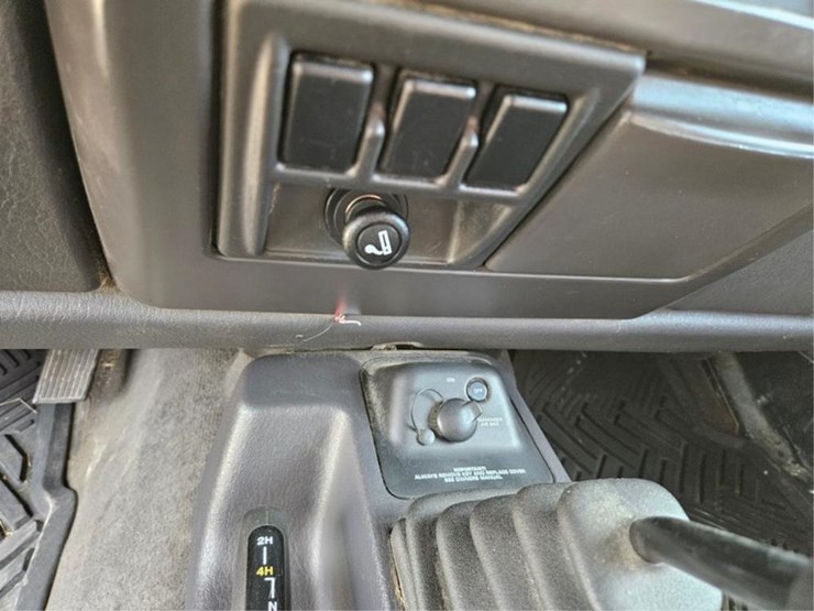1999-jeep-wrangler-image-29