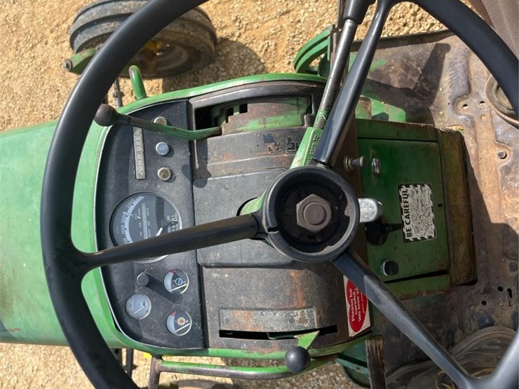 1970-john-deere-3020-image-11