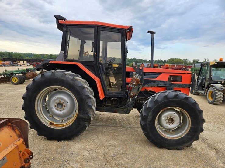 agco-allis-6690-image-6
