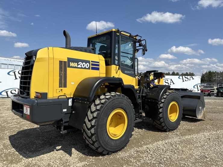 2021-komatsu-wa200-8-image-5
