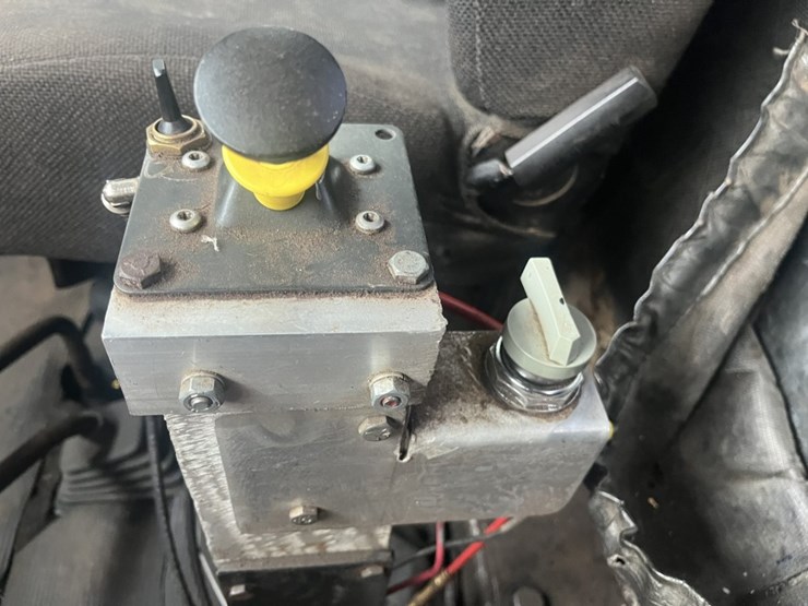 1986-mack-dm686s-image-89